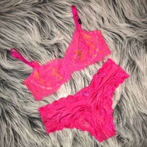 Hot pink & orange unlined bra 💓